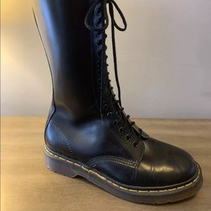Dr Martens Made in England 1990’s 20 eyelet Boots